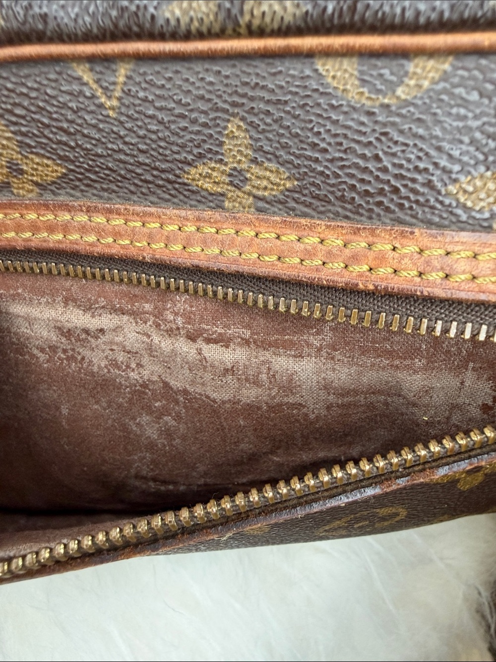 Louis Vuitton GUC vintage brown monogram 10 x 7 clutch.Clean&conditioned - Picture 11 of 14